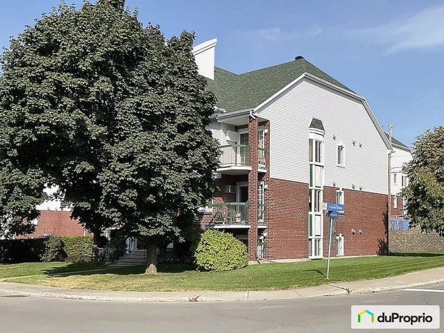 $325,000 - Condominium for sale in Ste-Therese — photo 1
