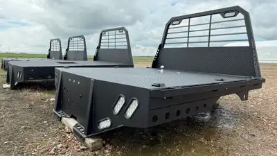 TRUCK DECK – FORD SHORT BOX, SINGLE REAR WHEEL Ready for install. 3 in stock. FEATURES HSS tube fram...