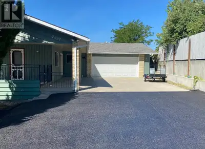 Truly move in ready home with walkout basement suite.This 5 bed home in desirable Valley Heights has...