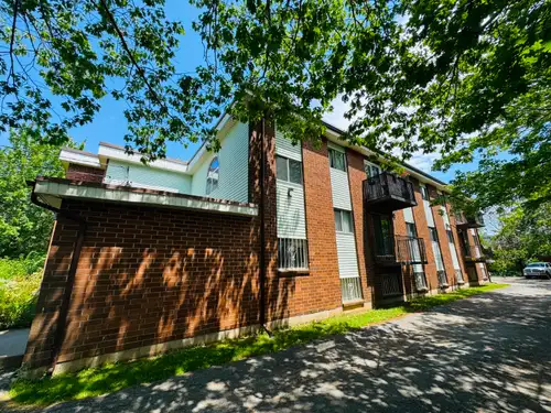 HEAT, WATER AND ONE PARKING INCLUDED ALL NEW APPLIANCES including a dishwasher! TWO UNITS AVAILABLE....
