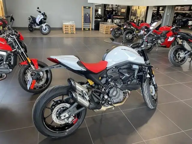 2026 Ducati Monster 937 Plus in Street, Cruisers & Choppers in City of Halifax - Image 3