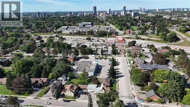 569 FREDERICK Street Kitchener, Ontario in Houses for Sale in Kitchener / Waterloo - Image 18