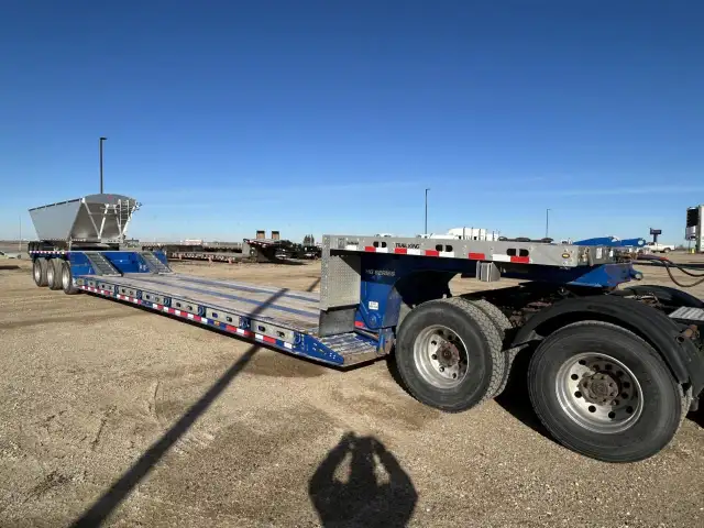 2021 TRAIL KING TK80MG-HG hydraulic detachable gooseneck in Heavy Trucks in Regina - Image 8