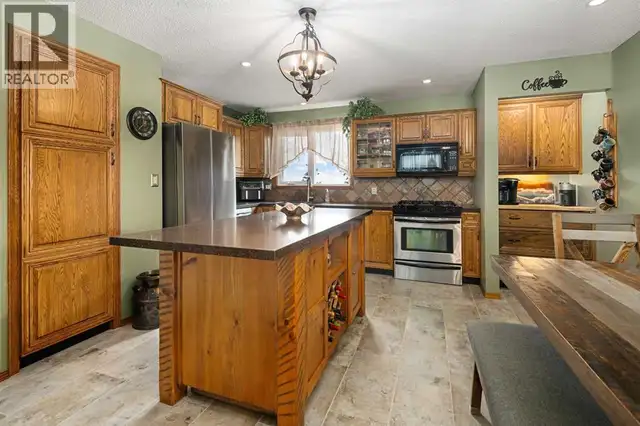 274048 Rge Rd 261 Rural Rocky View County, Alberta in Houses for Sale in Calgary - Image 14