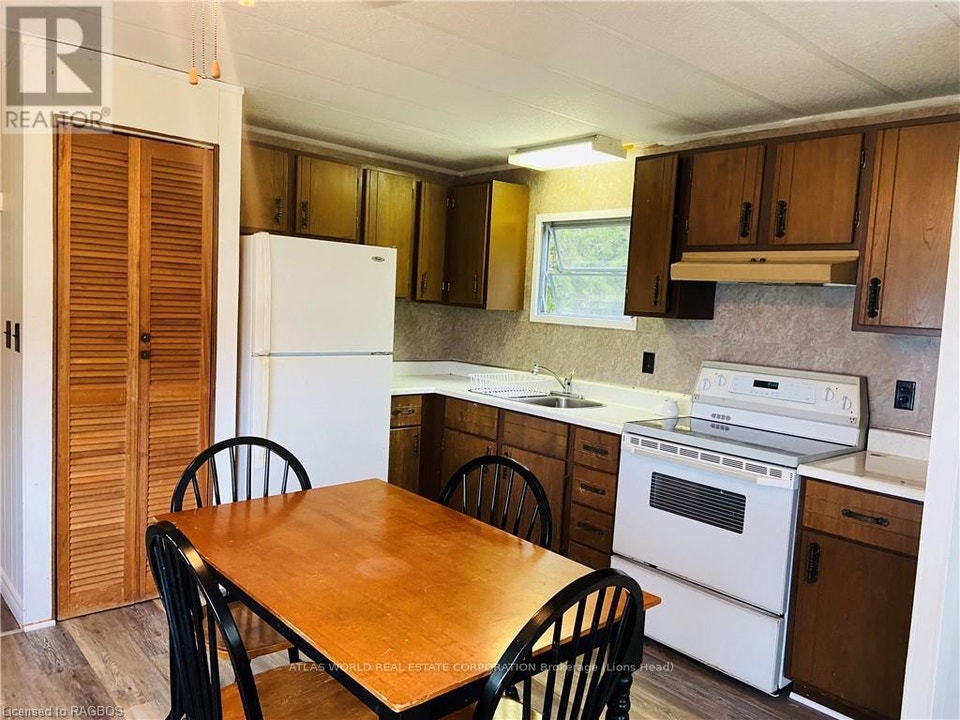 7 - 9 TAMARAC ROAD Northern Bruce Peninsula, Ontario 4