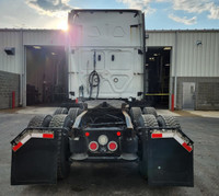 Ryder Stock ID: 243069 Transmission Type/Speed: AUTO 12 Engine: DIESEL DD15 GHG'17 475/1625 Horse Po... (image 6)