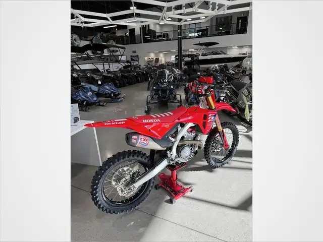 2025 Honda CRF250RWE in Dirt Bikes & Motocross in Grand Bend - Image 10
