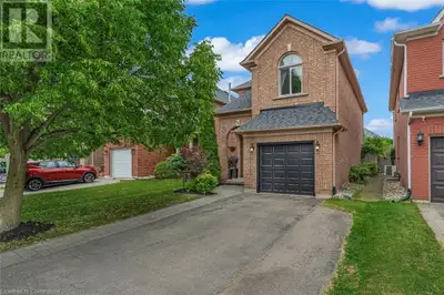 Prime location in Waterdown! This beautifully maintained 3-bedroom, 2.5-bathroom detached home offer...