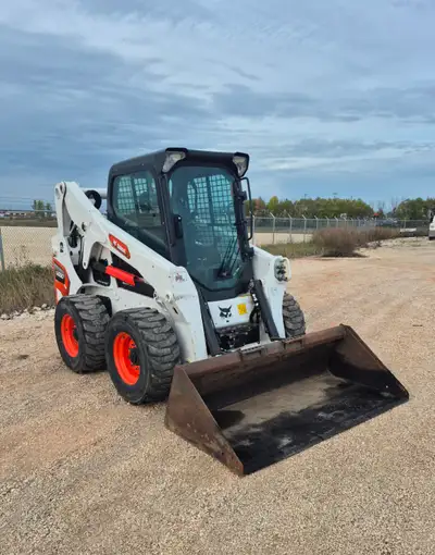 2023 Bobcat S650, 2 speed travel, float, power bobtach, aux hydraulics, selectable joystick control...