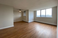 SPACIOUS THREE BEDROOM APARTMENT FOR RENT IN PETERBOROUGH! SURROUNDED BY PARKS AND CLOSE TO LITTLE L... (image 6)