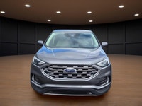 Price includes $1,000 finance credit. Price does not include fees or taxes. Step into the 2022 Ford... (image 1)
