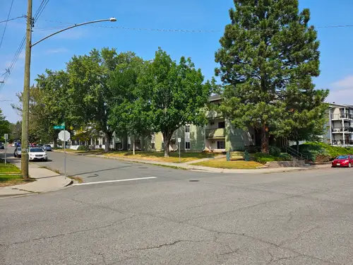 1 Bdrm Available September 1st. Clean, Bright, Secure Building. Secure Remote Fob Gated Parking. Air...