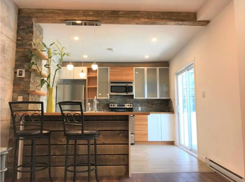 Info: 4 1/2 Unit (2 Bed) Available June 1st, 2026 Price: $1,595 + Hydro Parking: 1 Outdoor Parking S...