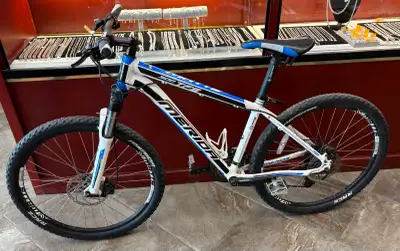 Merida Adult Mountain Bike (Model: 300 tfs matts ), View more