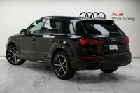 Local trade!!! Treat your family to the features they deserve in this 7 passenger Q7 great features... (image 5)