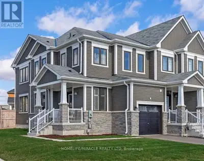 Assignment sale!!!Experience refined living in the vibrant heart of Caledonia! This beautifully upgr...