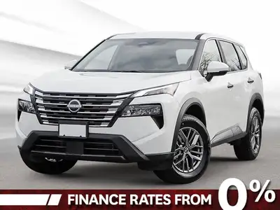 This Nissan Rogue has a trusty Intercooled Turbo Regular Unleaded I-3 1.5 L/91 engine powering this...