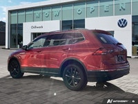 This Volkswagen Tiguan boasts a Intercooled Turbo Regular Unleaded I-4 2.0 L/121 engine powering thi... (image 5)