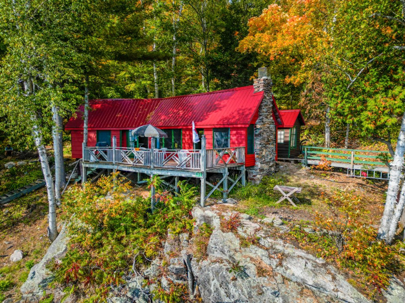 Cottage for sale on Harris Lake in Houses for Sale in North Bay
