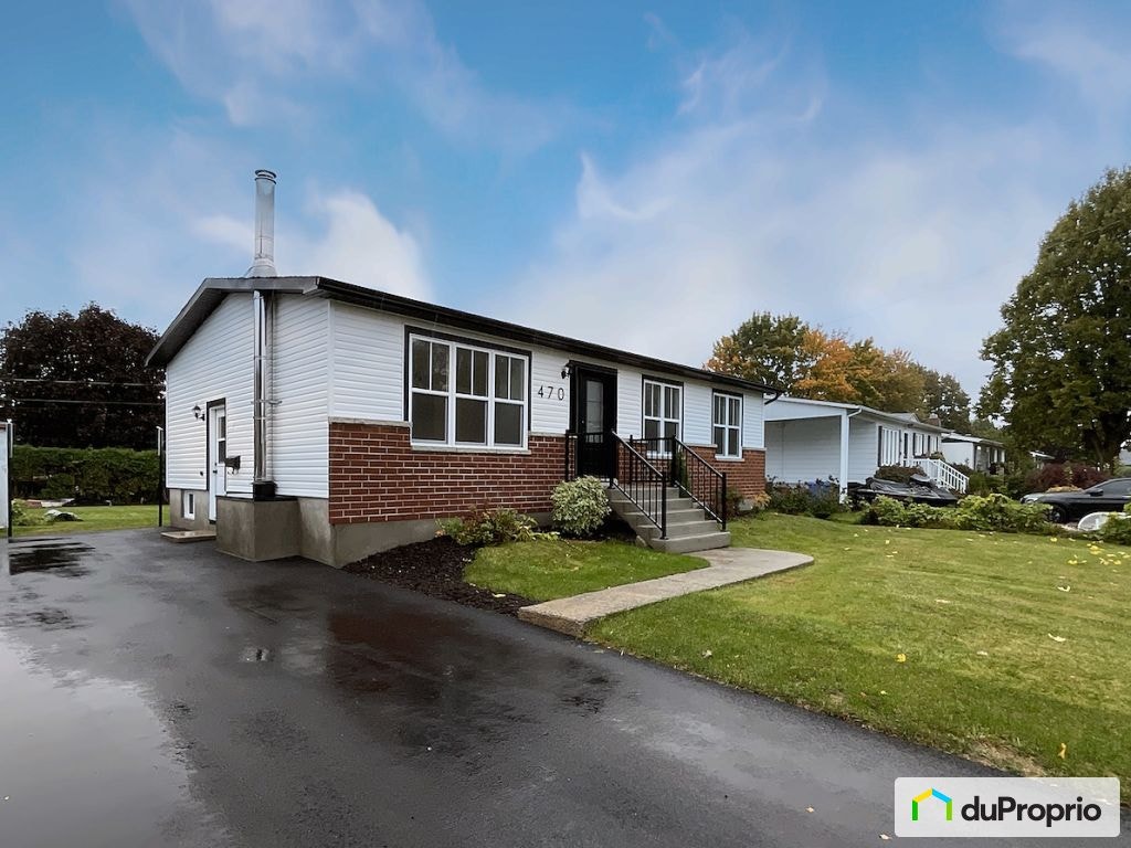 $645,000 - Bungalow for sale in Salaberry-De-Valleyfield — photo 1