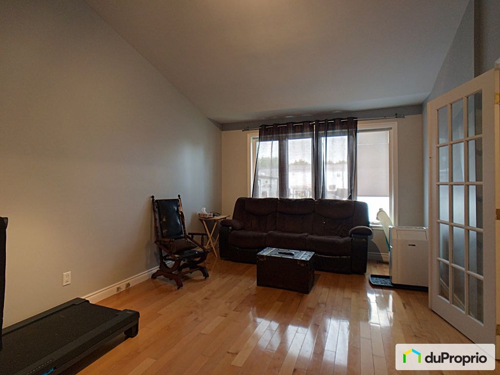 $680,000 - Split Level in St-Jean-sur-Richelieu (L'Acadie) — photo 3