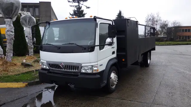 2009 International CityStar Side Dump Flatdeck in Heavy Trucks in City of Toronto - Image 5