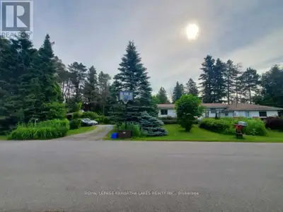 Come see this 4 season home/cottage property with lake views and steps to Sturgeon Lake! Enjoy a sha...