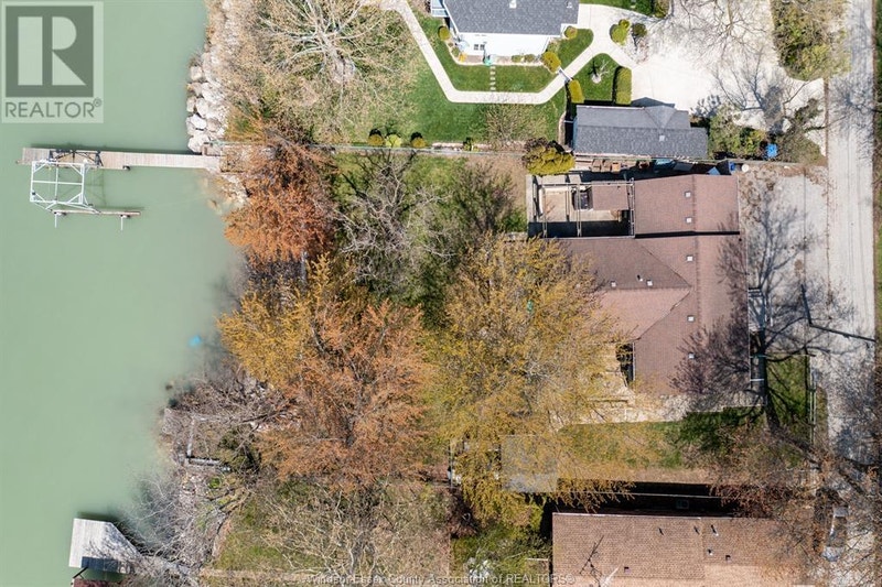 36 Cooper LANE Amherstburg, Ontario Houses for Sale Windsor Region