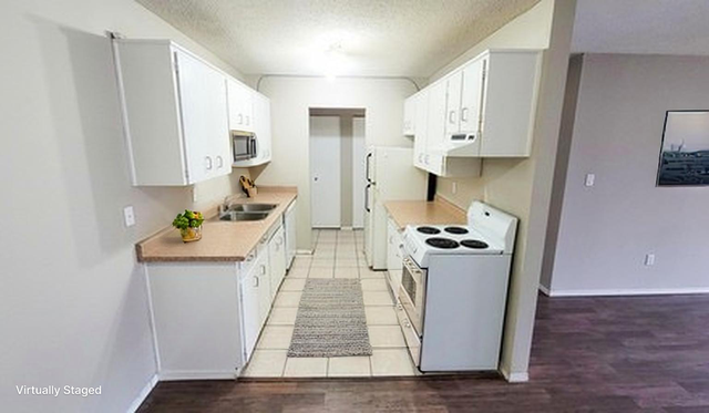 Clearbrook Apartment For Rent | Dahlstrom Manor Apartments in Long Term Rentals in Abbotsford - Image 5