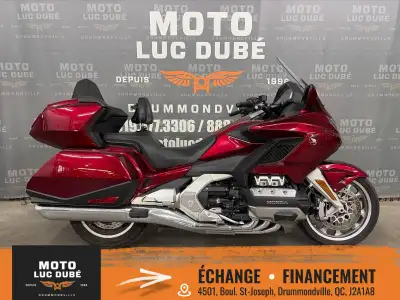 2018 Honda GL1800 Goldwing Tour Honda GL1800 Goldwing Tour 2018 SEULEMENT 30 341 KM TRANSMISSION MAN...