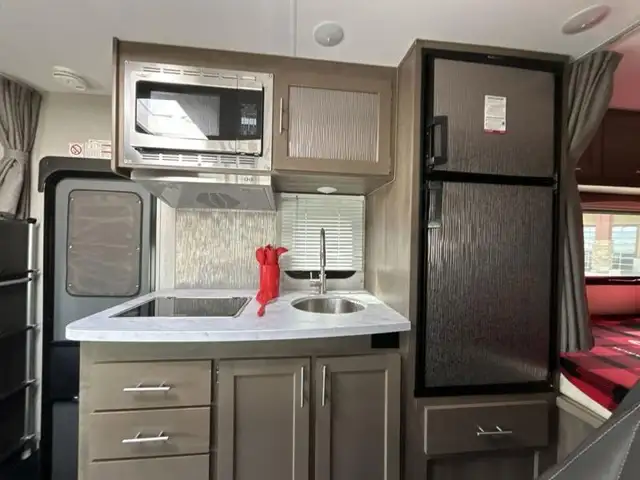 2024 Adventurer LP Class C Adventurer 23RB in RVs & Motorhomes in Red Deer - Image 15