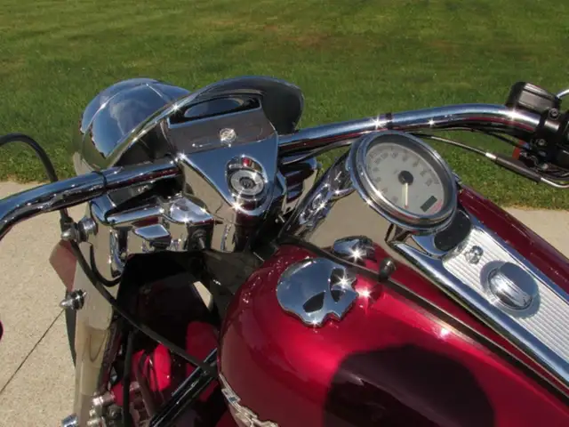 2004 Harley-Davidson FLHRSI Road King Custom in Sport Touring in Leamington - Image 30