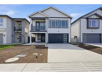 Welcome home to this stunning brand new basement-entry home in the heart of Chilliwack! Thoughtfully...