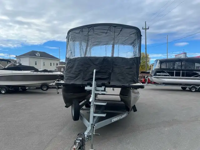 2018 CRESTLINER 200 RALLY DX in Powerboats & Motorboats in Saguenay - Image 3