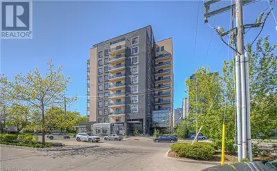 Move-in ready, beautiful 3-bedroom apartment in a prime location within walking distance to universi...