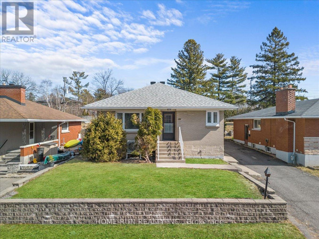 841 IROQUOIS ROAD Ottawa, Ontario in Houses for Sale in Ottawa