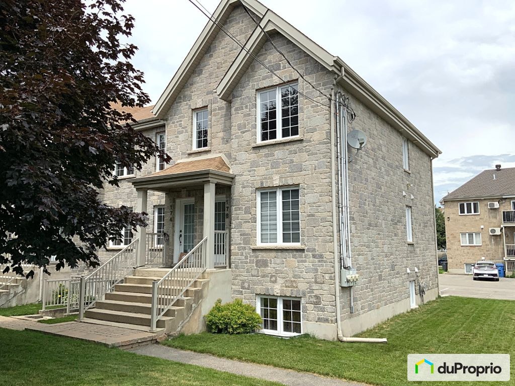 $400,000 - Condominium for sale in St-Jérôme (Bellefeuille) — photo 1