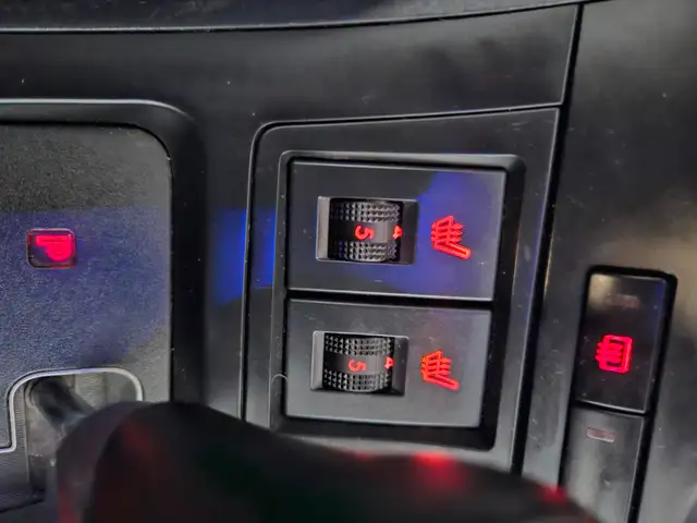 2013 MAZDA 3 MAZDA DEALERSHIP TRADE IN , AUTOMATIC in Cars & Trucks in Hamilton - Image 10