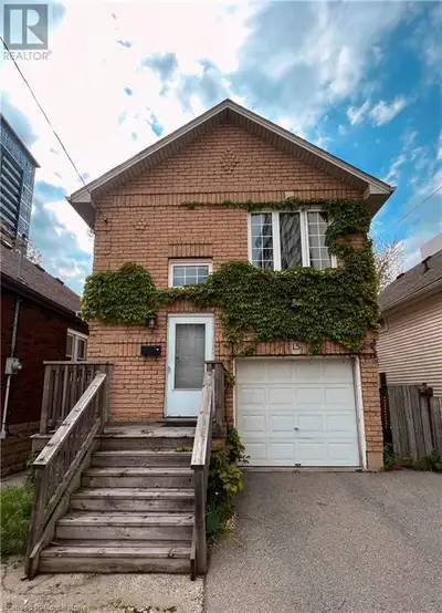 15 HESS Street N Hamilton, Ontario