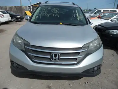 2013 Honda Crv Automatic Clean Pour plus dinfo appelle 438 881 5525 Pour roulez ici au quebec ca pre...