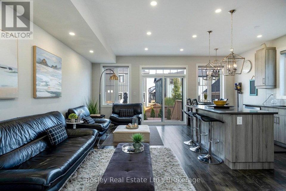 207 COURTLAND STREET Blue Mountains, Ontario 3