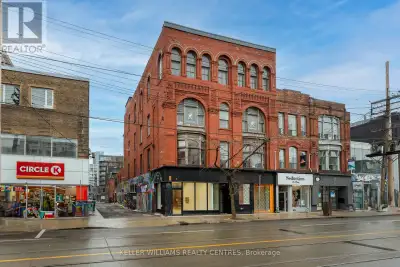 Step into the heart of the bustling Queen West neighborhood with this meticulously renovated office/...