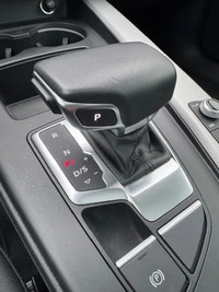 Audi Trois-Rivières, our experts are here to listen to you and guide you toward the vehicle that mee... (image 8)