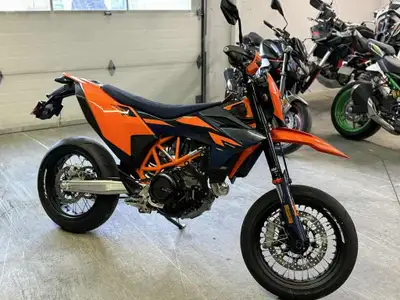 KTM 690 SMC R 2026 Neuf 0km Financement et reprise d’échange possible ($) Préparation concessionnair...