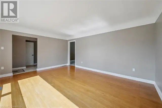 46 ORGAN Crescent Hamilton, Ontario in Houses for Sale in Hamilton - Image 10