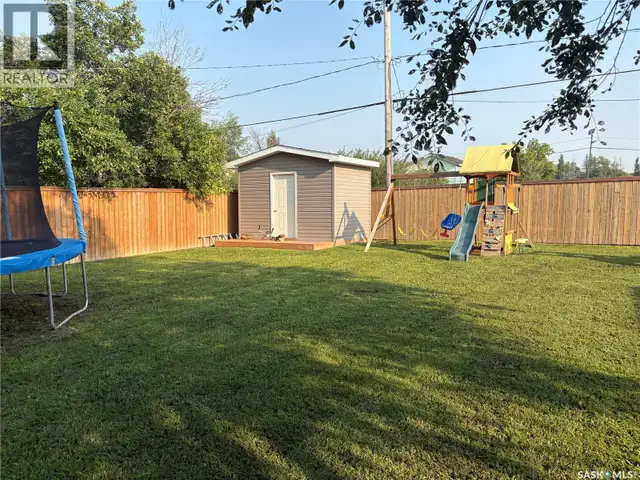 151 2nd AVENUE Bengough, Saskatchewan in Houses for Sale in Moose Jaw - Image 41