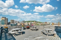 Visitez notre site Web : https://www.capreit.ca/fr/appartements-a-louer/montreal-qc/appartements-pla... (image 5)