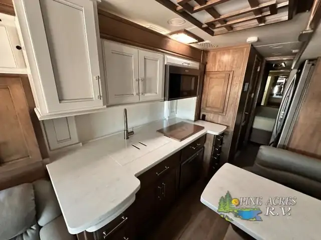 2022 Entegra Coach Aspire 44W 450 h.p. Diesel 11 K Miles in RVs & Motorhomes in Moncton - Image 97