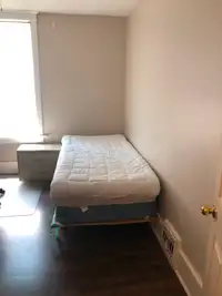 1 Room available May 1  in a Queens Student all female house