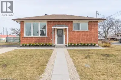 Bright and spacious! Bedroom, spa like bathroom suite, in-suite laundry, high end, quality finishes....
